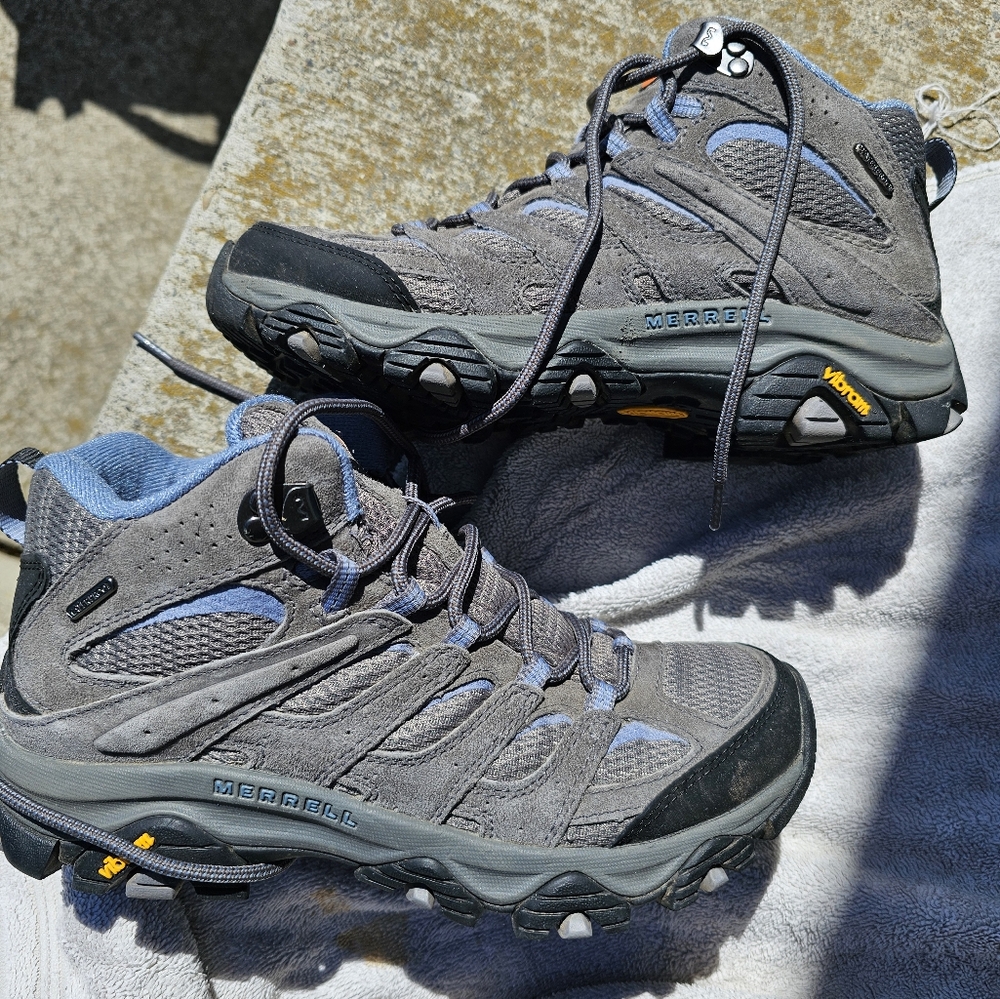 Merrell Moab 3 hiking boots